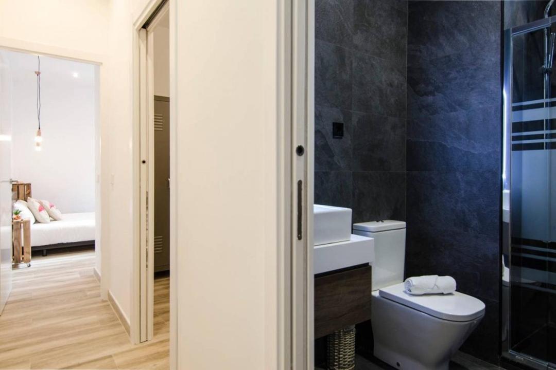 Luminoso Familiar- 2d 2b- Cava Alta Apartamento *